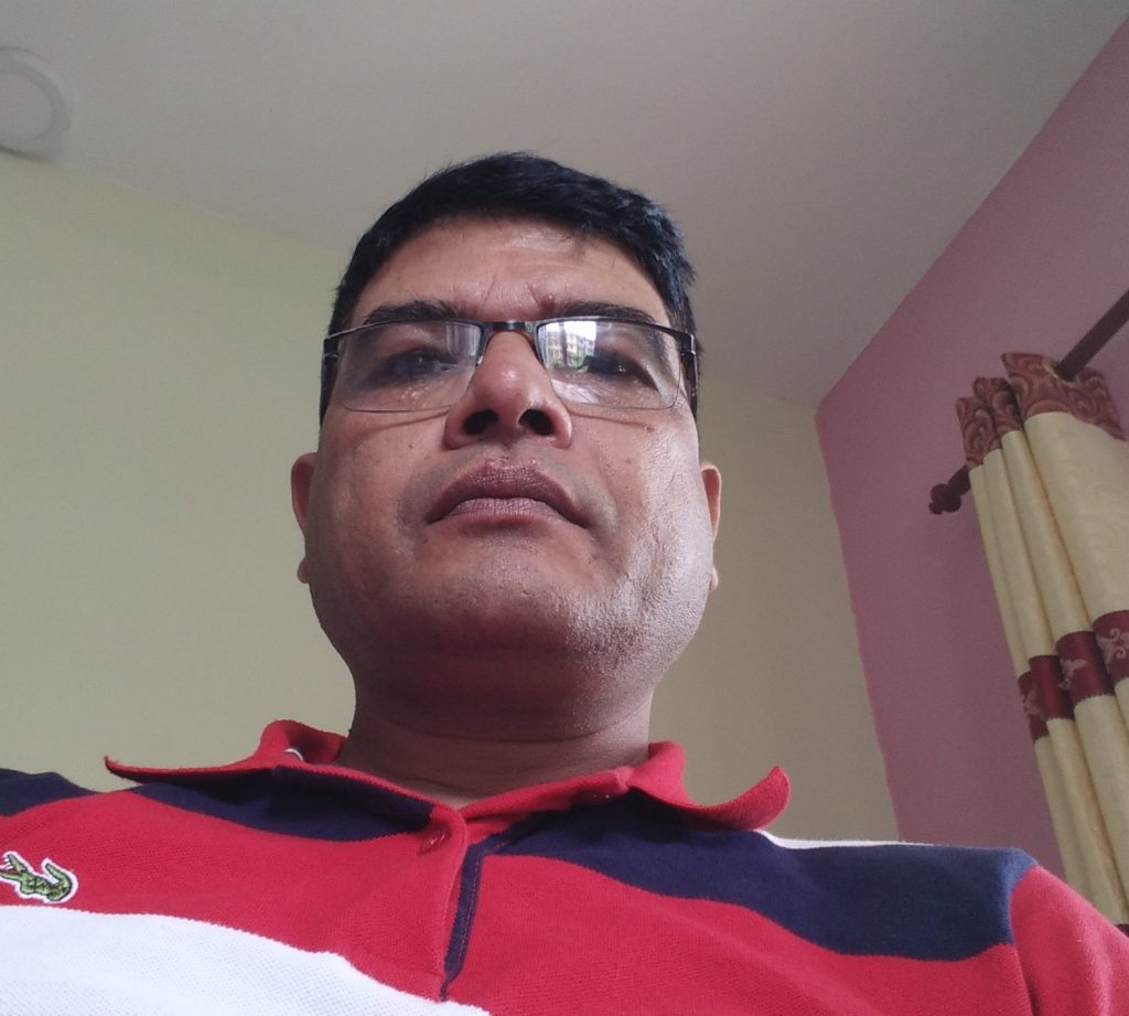 “किन चौतर्फि घेराबन्दीमा पारिदैछ लघुवित्तलाई ”?