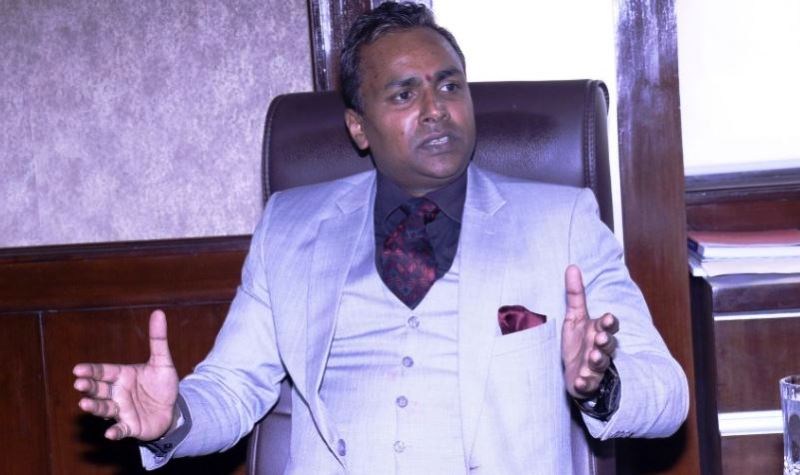 नेपाल लाइफमा सिइओ विवेक झाको एक दशक लामो सफल नेतृत्वपछि अवकास