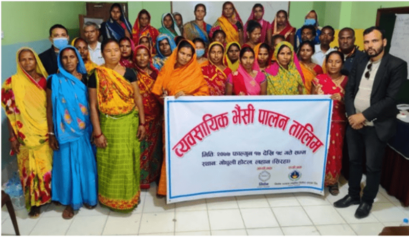 निर्धन उत्थानद्वारा महिला समूहलाई व्यावसायिक तालिम प्रदान