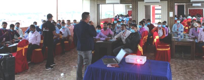 एनआईसी एशिया लघुवित्तका कर्मचारीलाई व्यवसाय विस्तार तालिम