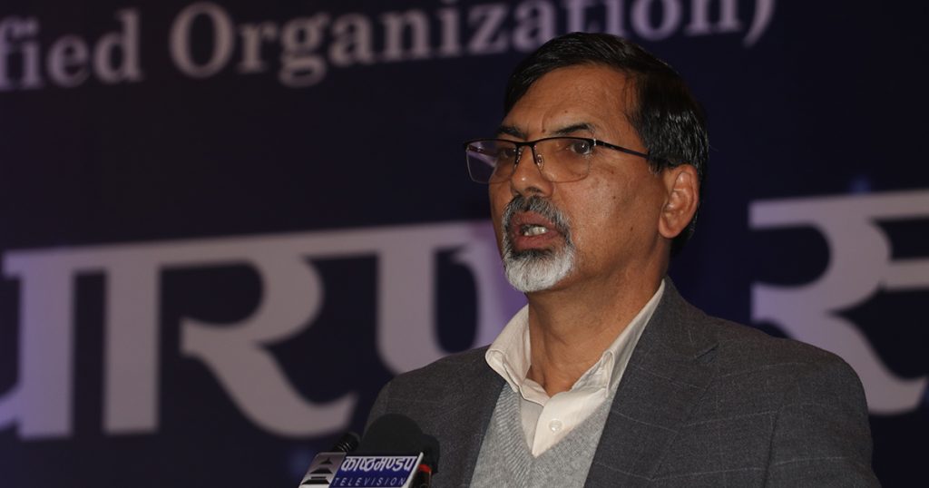 ‘पेट्रोल पम्पहरूलाई चार्जिङ स्टेशनमा बदलौं’: अर्थमन्त्री