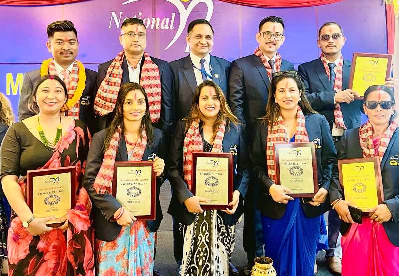 नेशनल लाइफद्वारा एमडीआरटी बन्न सफल अभिकर्तालाई सम्मान