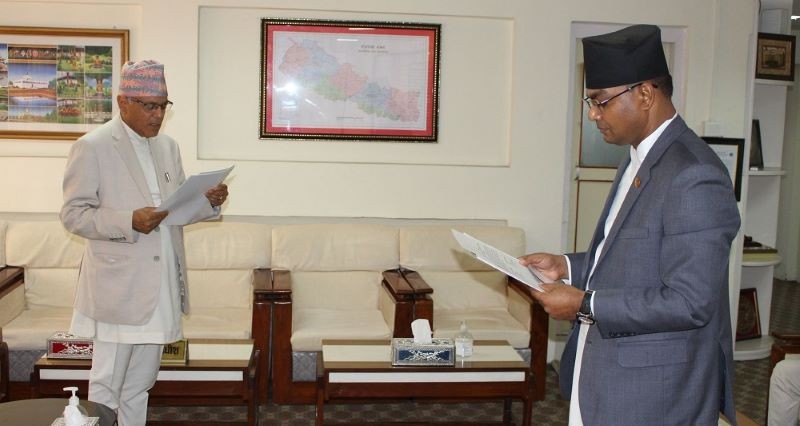 अर्थसचिव पुष्करले लिए राष्ट्र बैंक सञ्चालक समिति सदस्यको शपथ