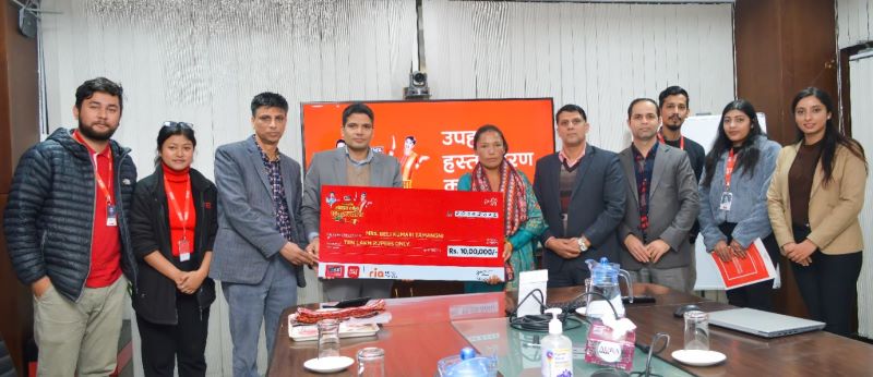 बेलीमाया तामाङ्गलाई आइएमईको रू. १० लाख उपहार