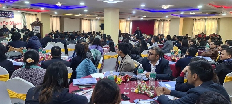 राष्ट्रिय वाणिज्य बैंकद्धारा २०० जना नवनियुक्त अधिकृतहरुलाई पूर्व सेवाकालिन तालिम प्रदान