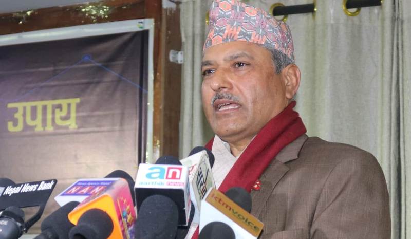 बैंकले व्यवसायीहरुलाई कस्ने नीति लिनु हुँदैनः गभर्नर