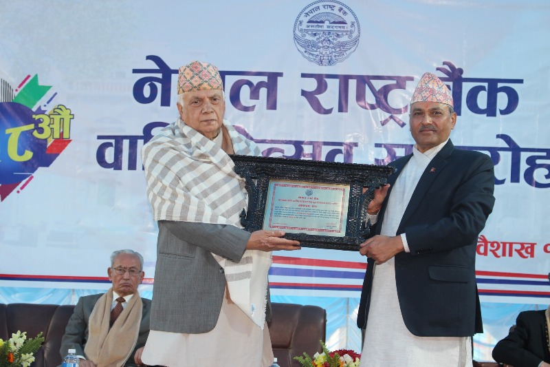 राष्ट्र बैंकमाथि ब्याजदर घटाउन परेको दबाब उपयुक्त छैनः पूर्वगभर्नर भट्टराई