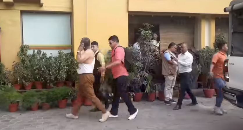 बैंकको ऋण नतिर्ने अभियान चलाउने दुर्गा प्रसाईंलाई दलियो कालोमोसो(भिडियोसहित)