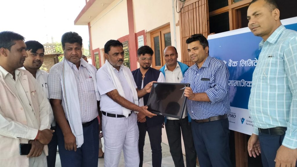 एनएमबि बैंक पकडी-कपिलवस्तु शाखाद्वारा मायादेवी गाउँपालिकालाई ६ थान कम्प्युटर प्रदान