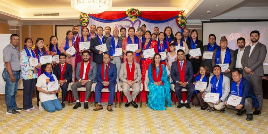 नेशनल लाइफको ‘नेशनल रत्न अवार्ड’कार्यक्रम सम्पन्न, ३५ जना अभिकर्ता सम्मानित