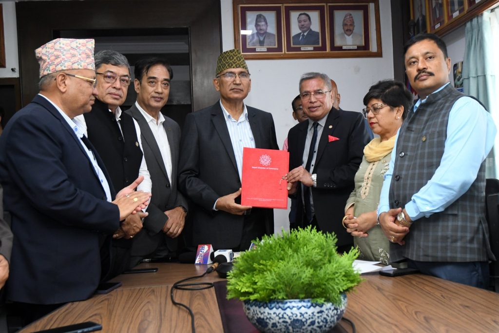 अर्थतन्त्रलाई चलायमान बनाउन चेम्बरको ४० बुँदे सुझाव
