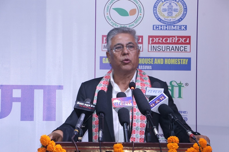 युवाहरुलाई स्वदेशमै फर्किने वातावरण बनाऔंः डा. चिरञ्जीवि नेपाल