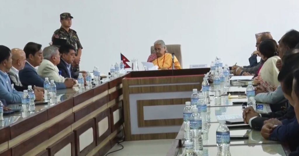निजी क्षेत्रमा करिब ८० अर्बको क्षति, पुनःउत्थानका लागि सहयोग गर्ने प्रधानमन्त्रीको प्रतिबद्धता