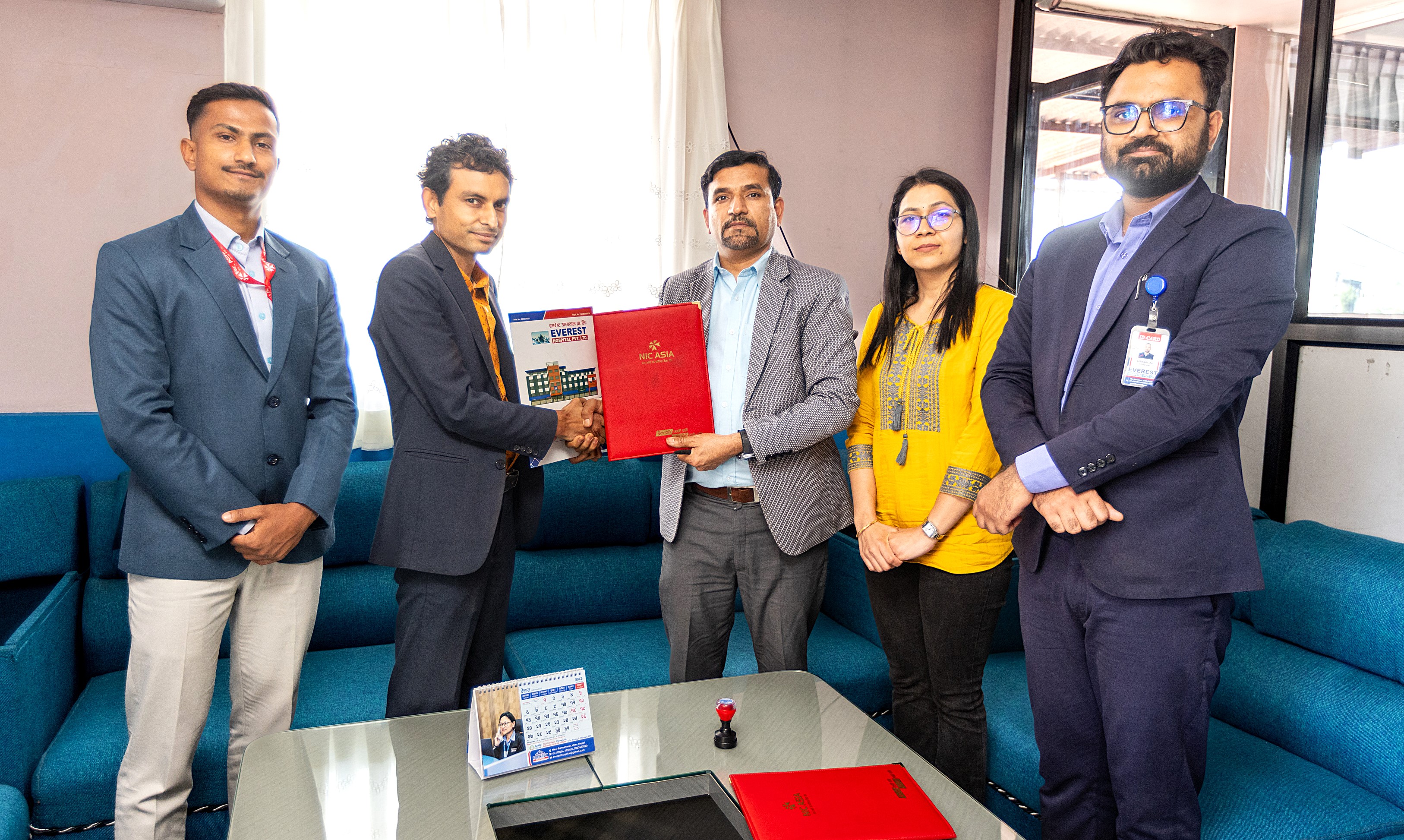 एनआई सी एशिया बैंकका ग्राहकहरुलाई एभरेष्ट हस्पिटलमा १५ प्रतिशत छुट