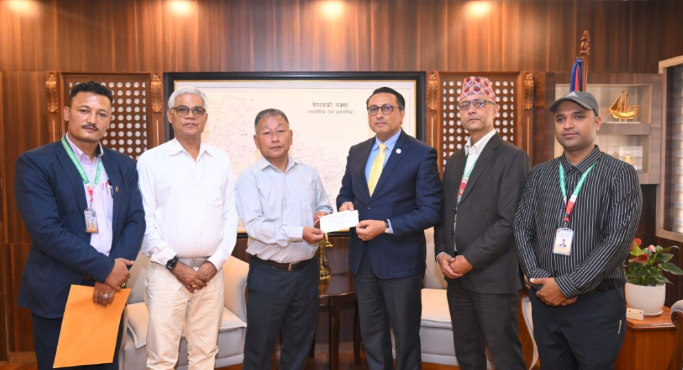 नेरुडे मिर्मिरे लघुवित्तको बाढीपीडितलाई २८ लाखभन्दा बढी राहत सहयोग