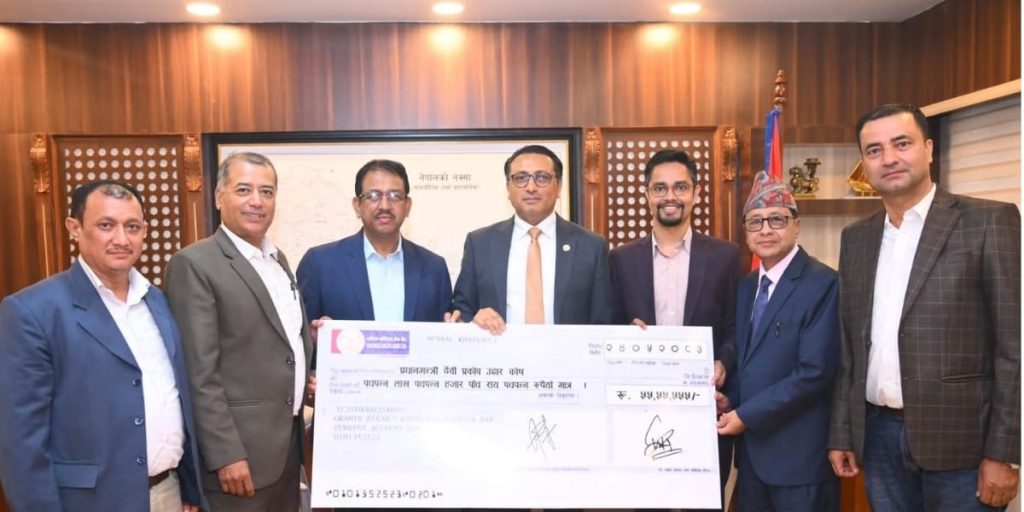 विपद् राहतमा ग्रामीण विकास लघुवित्तको ५५ लाख ५५ हजार सहयोग